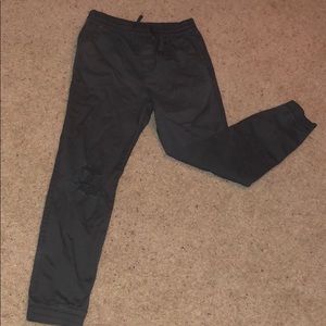 Hollister khaki joggers (NEVER WORN)